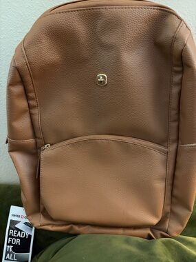 Swiss gear serenity luxe stylish camel laptop backpack NWT vegan leather.